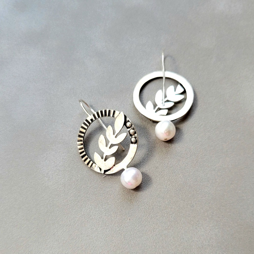 Handmade 925 sterling silver earrings with branch design and white pearls