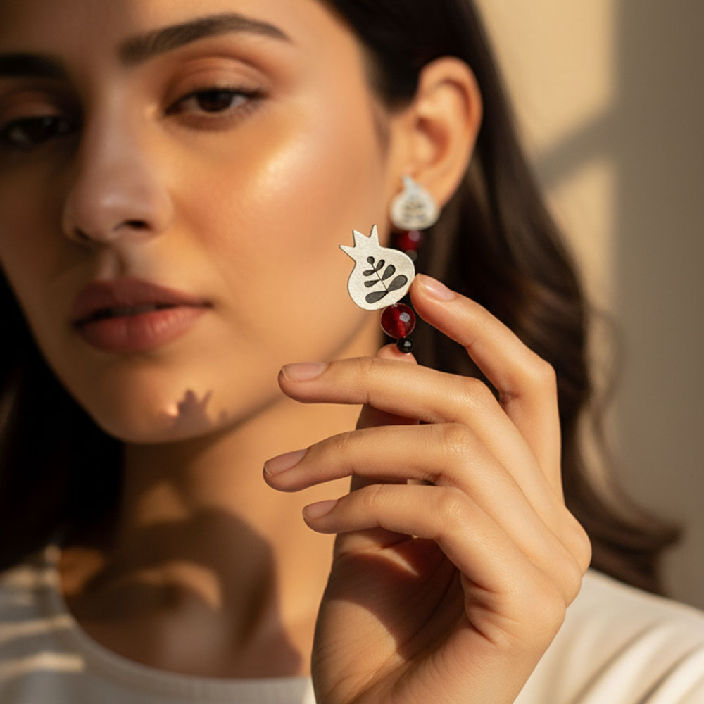 Handmade 925 Silver Earrings - Pomegranate and Agate Design (Dangle/Claw)