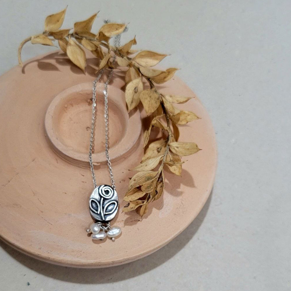 Handmade 925 Silver Necklace - Baroque Flower and Pearl Design